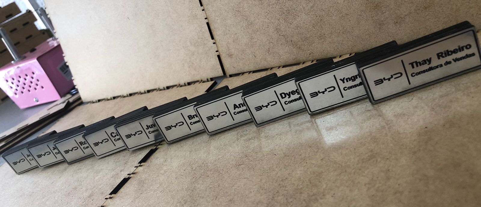 Broche / Botton Magnético de Luxo - Broches e Crachás - Imagem 12